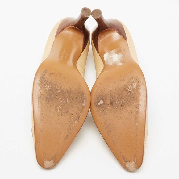 Salvatore Ferragamo Beige/brown Woven Canvas And Leather Pumps Size 37.5